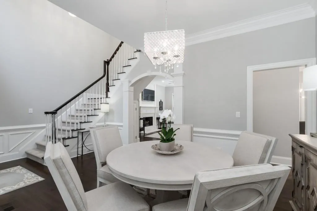 675 Forest Hills Drive, Atlanta, Georgia 30342, 4 Bedrooms Bedrooms, ,2 BathroomsBathrooms,Residential,Sold,675 Forest Hills Drive,6899900