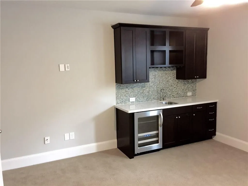 198 Alderwood Point, Atlanta, Georgia 30328, 3 Bedrooms Bedrooms, ,3 BathroomsBathrooms,Residential,Sold,198 Alderwood Point,6091965