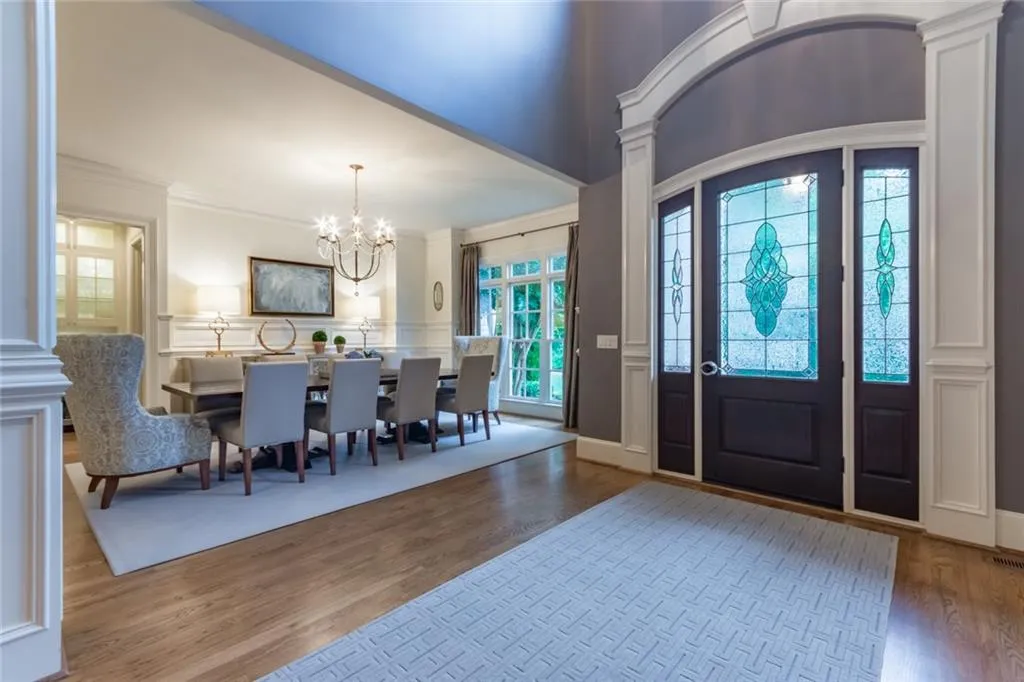 7750 Stables Drive, Sandy Springs, Georgia 30350, 6 Bedrooms Bedrooms, ,5 BathroomsBathrooms,Residential,Sold,7750 Stables Drive,6609481