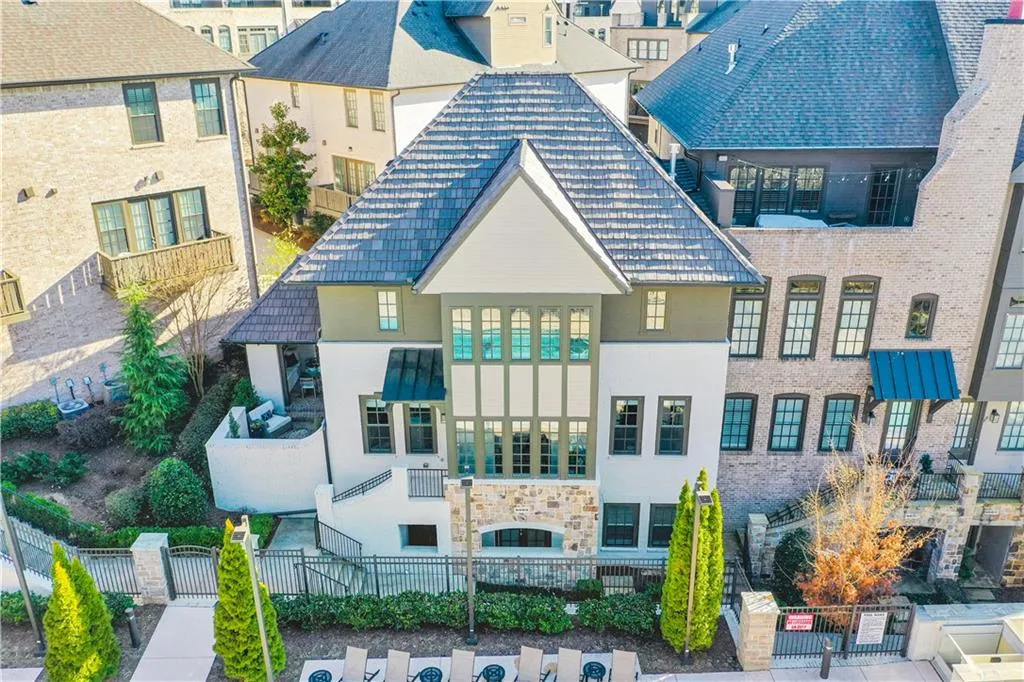 6669 Encore Boulevard, Atlanta, Georgia 30328, 3 Bedrooms Bedrooms, ,3 BathroomsBathrooms,Residential,Sold,6669 Encore Boulevard,7532149