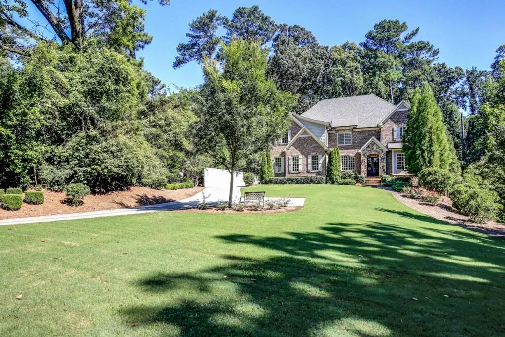 1265 W Wesley Road, Atlanta, Georgia 30327, 6 Bedrooms Bedrooms, ,6 BathroomsBathrooms,Residential,Sold,1265 W Wesley Road,5891898