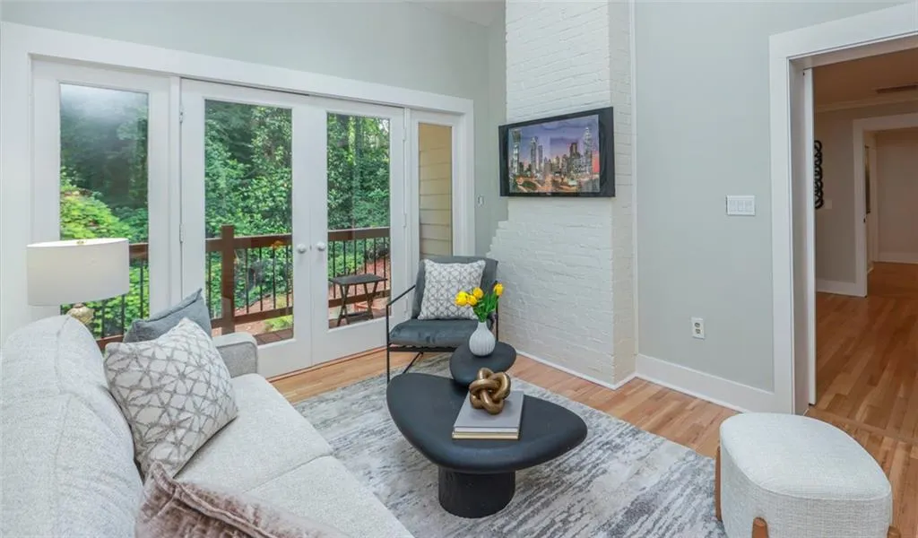 2908 N Hills Drive Ne, Atlanta, Georgia 30305, 3 Bedrooms Bedrooms, ,2 BathroomsBathrooms,Residential,For Sale,2908 N Hills Drive Ne,7625467