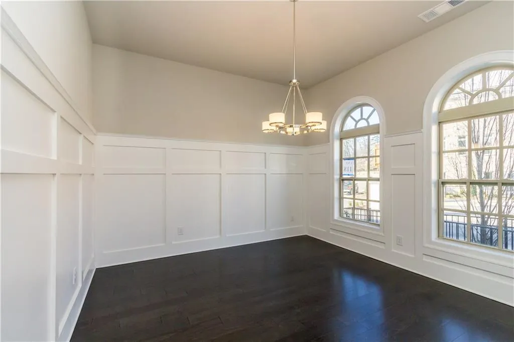 4208 Deming Circle, Atlanta, Georgia 30342, 3 Bedrooms Bedrooms, ,3 BathroomsBathrooms,Residential,Sold,4208 Deming Circle,5714865