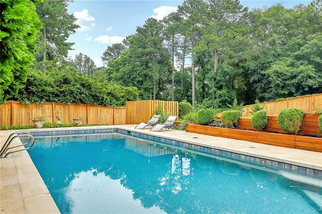 120 Marsh Glen Point, Atlanta, Georgia 30328, 6 Bedrooms Bedrooms, ,4 BathroomsBathrooms,Residential,Sold,120 Marsh Glen Point,7393170