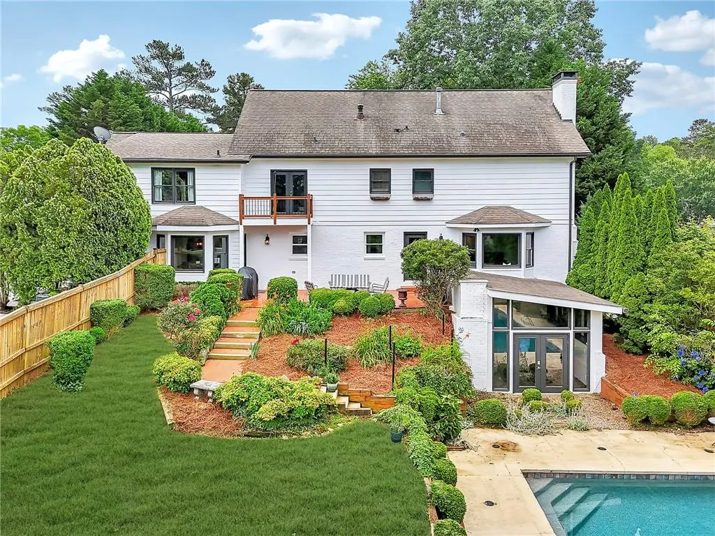 120 Marsh Glen Point, Atlanta, Georgia 30328, 6 Bedrooms Bedrooms, ,4 BathroomsBathrooms,Residential,Sold,120 Marsh Glen Point,7393170