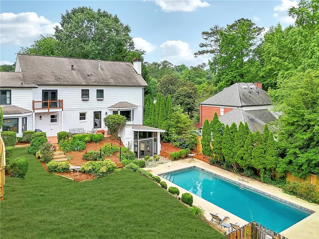 120 Marsh Glen Point, Atlanta, Georgia 30328, 6 Bedrooms Bedrooms, ,4 BathroomsBathrooms,Residential,Sold,120 Marsh Glen Point,7393170