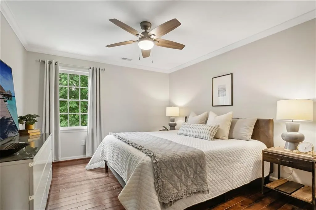 120 Marsh Glen Point, Atlanta, Georgia 30328, 6 Bedrooms Bedrooms, ,4 BathroomsBathrooms,Residential,Sold,120 Marsh Glen Point,7393170