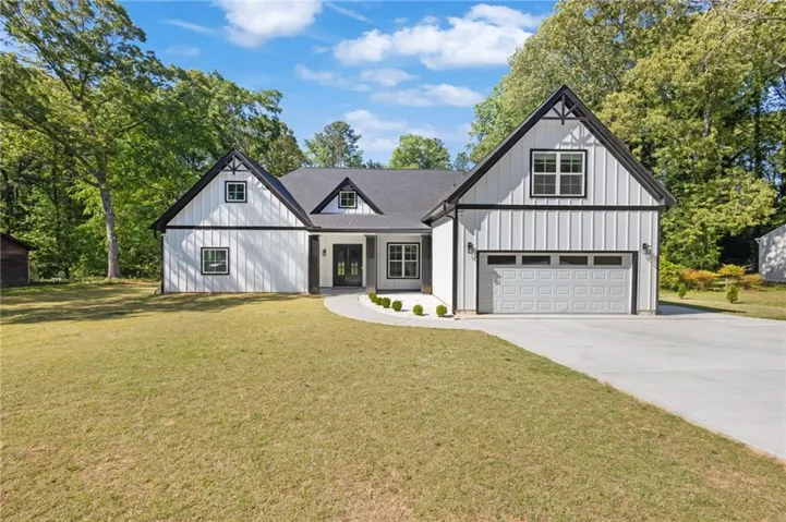81 Hager Drive, Riverdale, Georgia 30274