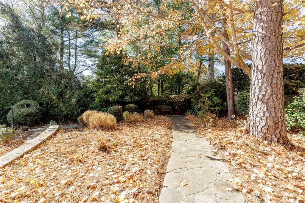 7590 Chaparral Drive, Sandy Springs, Georgia 30350, 5 Bedrooms Bedrooms, ,5 BathroomsBathrooms,Residential,For Sale,7590 Chaparral Drive,7677149