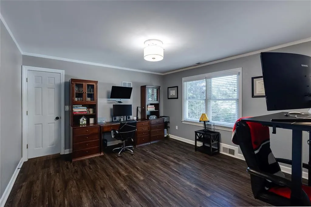 7590 Chaparral Drive, Sandy Springs, Georgia 30350, 5 Bedrooms Bedrooms, ,5 BathroomsBathrooms,Residential,For Sale,7590 Chaparral Drive,7677149