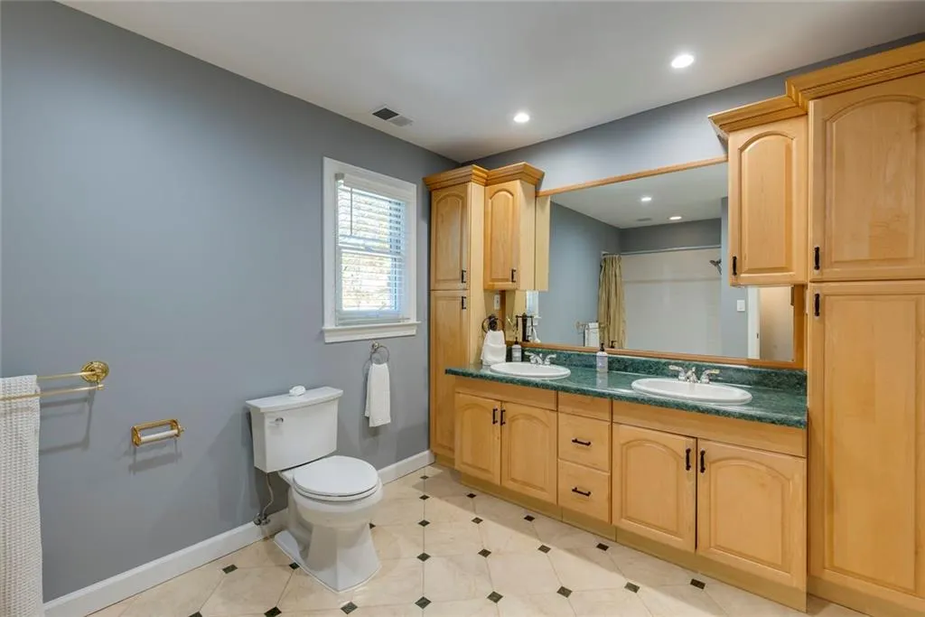 7590 Chaparral Drive, Sandy Springs, Georgia 30350, 5 Bedrooms Bedrooms, ,5 BathroomsBathrooms,Residential,For Sale,7590 Chaparral Drive,7677149