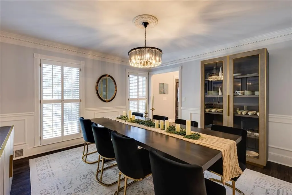 7590 Chaparral Drive, Sandy Springs, Georgia 30350, 5 Bedrooms Bedrooms, ,5 BathroomsBathrooms,Residential,For Sale,7590 Chaparral Drive,7677149