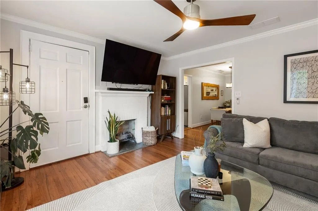 1471 Hawthorne Avenue Nw, Atlanta, Georgia 30309, 2 Bedrooms Bedrooms, ,2 BathroomsBathrooms,Residential,For Sale,1471 Hawthorne Avenue Nw,7644187