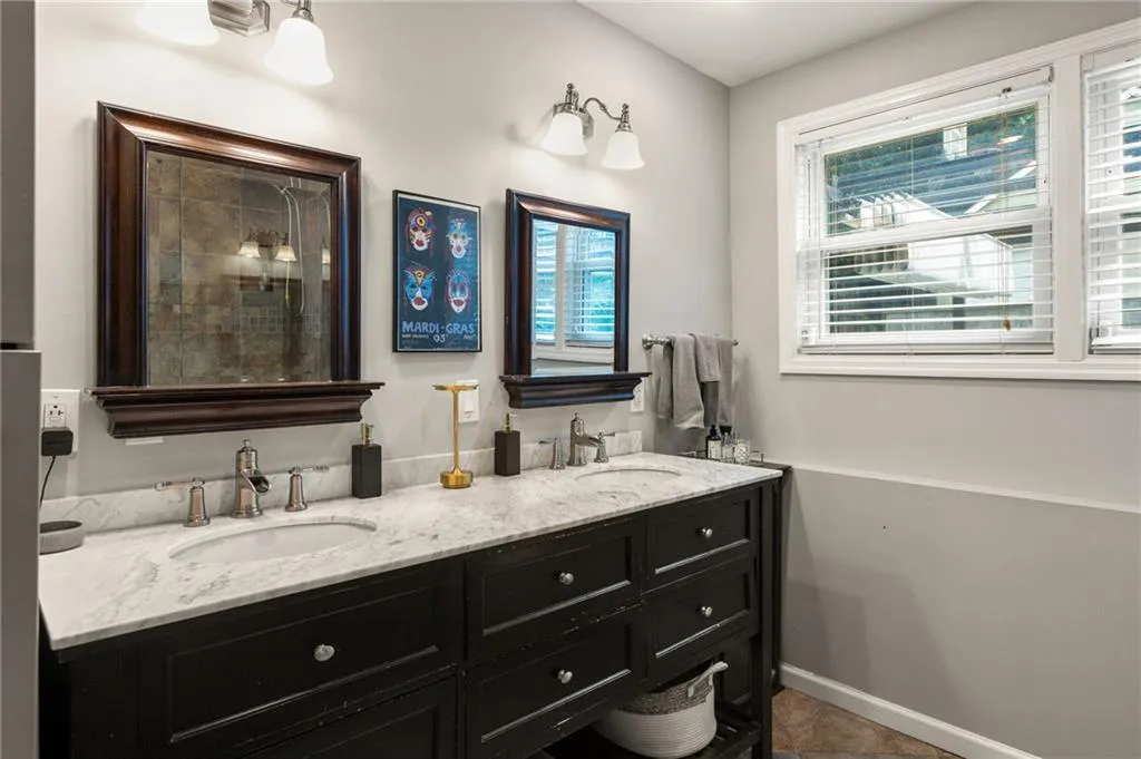 1471 Hawthorne Avenue Nw, Atlanta, Georgia 30309, 2 Bedrooms Bedrooms, ,2 BathroomsBathrooms,Residential,For Sale,1471 Hawthorne Avenue Nw,7644187