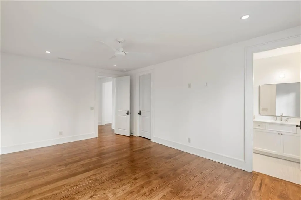 4580 Peachtree Dunwoody Road NE, Atlanta, Georgia 30342, 6 Bedrooms Bedrooms, ,6 BathroomsBathrooms,Residential,Sold,4580 Peachtree Dunwoody Road NE,7344650