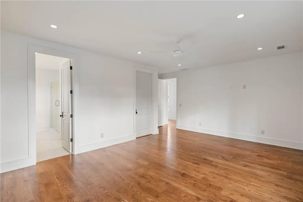 4580 Peachtree Dunwoody Road NE, Atlanta, Georgia 30342, 6 Bedrooms Bedrooms, ,6 BathroomsBathrooms,Residential,Sold,4580 Peachtree Dunwoody Road NE,7344650