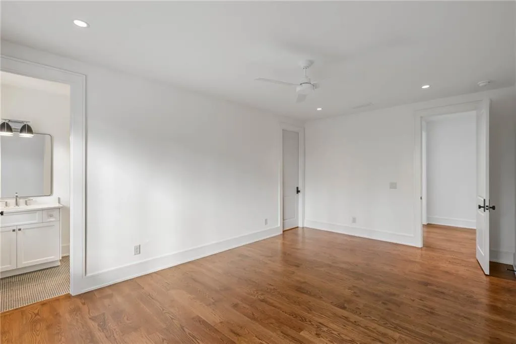 4580 Peachtree Dunwoody Road NE, Atlanta, Georgia 30342, 6 Bedrooms Bedrooms, ,6 BathroomsBathrooms,Residential,Sold,4580 Peachtree Dunwoody Road NE,7344650