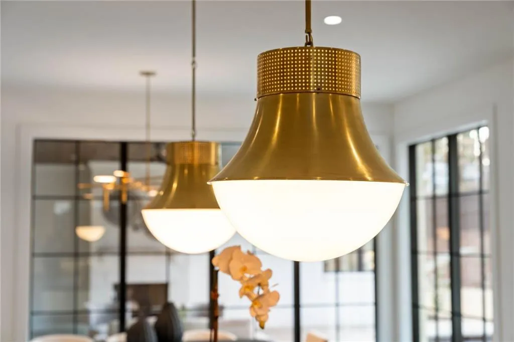 4580 Peachtree Dunwoody Road NE, Atlanta, Georgia 30342, 6 Bedrooms Bedrooms, ,6 BathroomsBathrooms,Residential,Sold,4580 Peachtree Dunwoody Road NE,7344650