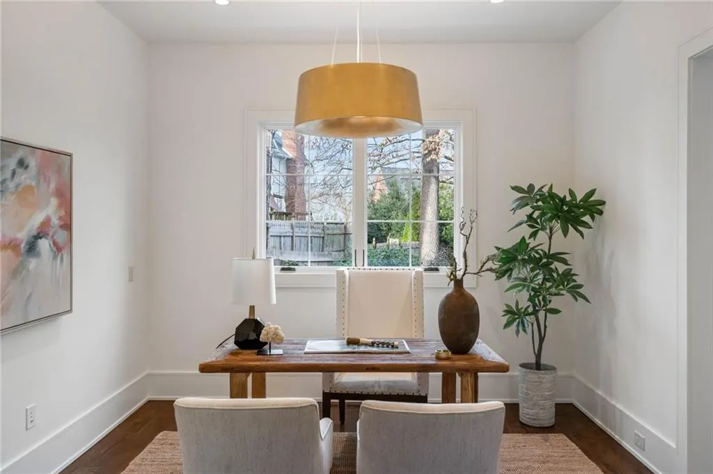 4580 Peachtree Dunwoody Road NE, Atlanta, Georgia 30342, 6 Bedrooms Bedrooms, ,6 BathroomsBathrooms,Residential,Sold,4580 Peachtree Dunwoody Road NE,7344650