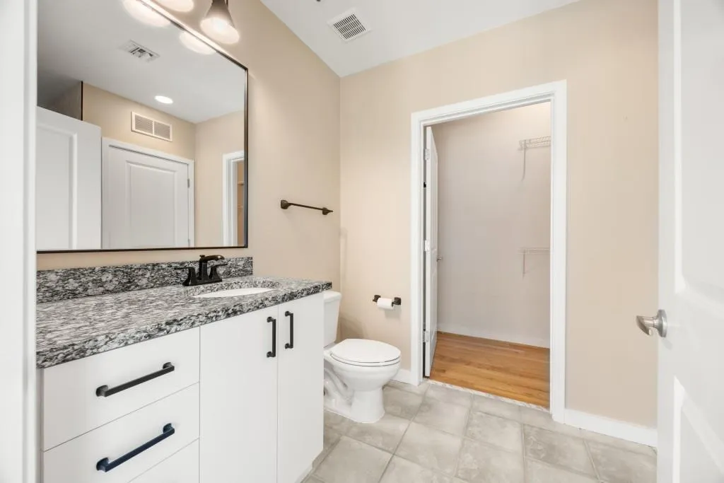 Atlanta, Georgia 30309, 1 Bedroom Bedrooms, ,1 BathroomBathrooms,Residential,For Sale,7605766