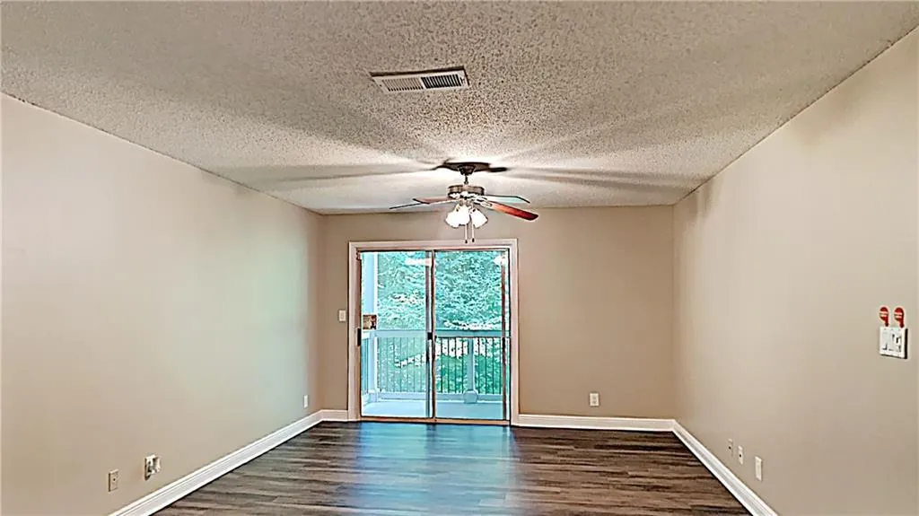 7202 Santa Fe Parkway, Sandy Springs, Georgia 30350, 3 Bedrooms Bedrooms, ,2 BathroomsBathrooms,Residential,Sold,7202 Santa Fe Parkway,6593271
