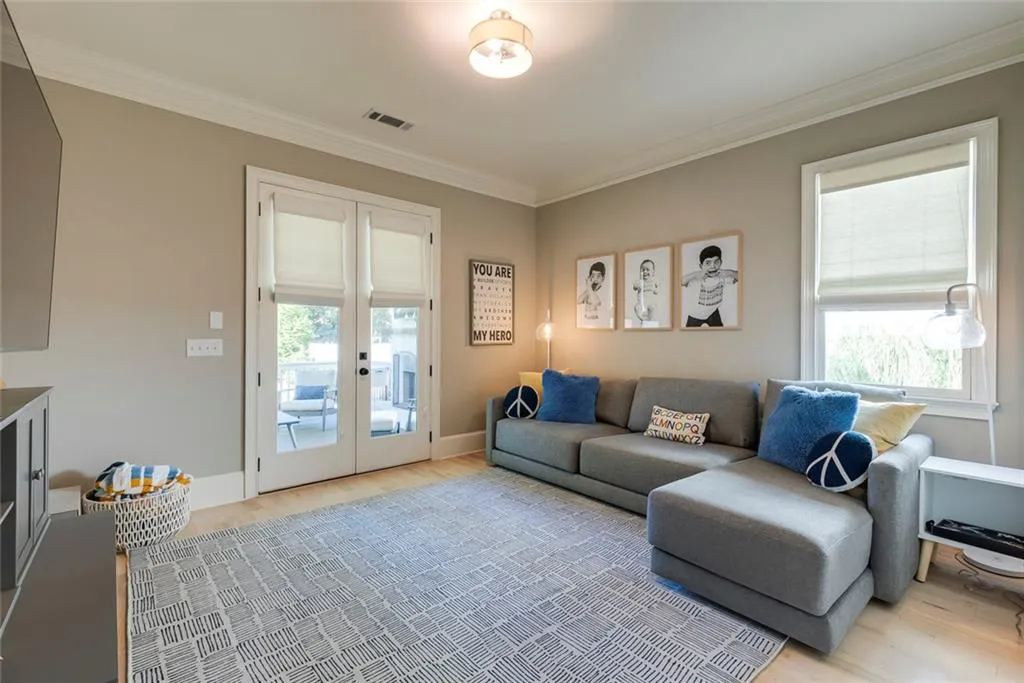 2596 Green Meadows Lane Ne, Brookhaven, Georgia 30319, 5 Bedrooms Bedrooms, ,5 BathroomsBathrooms,Residential,For Sale,2596 Green Meadows Lane Ne,7675938