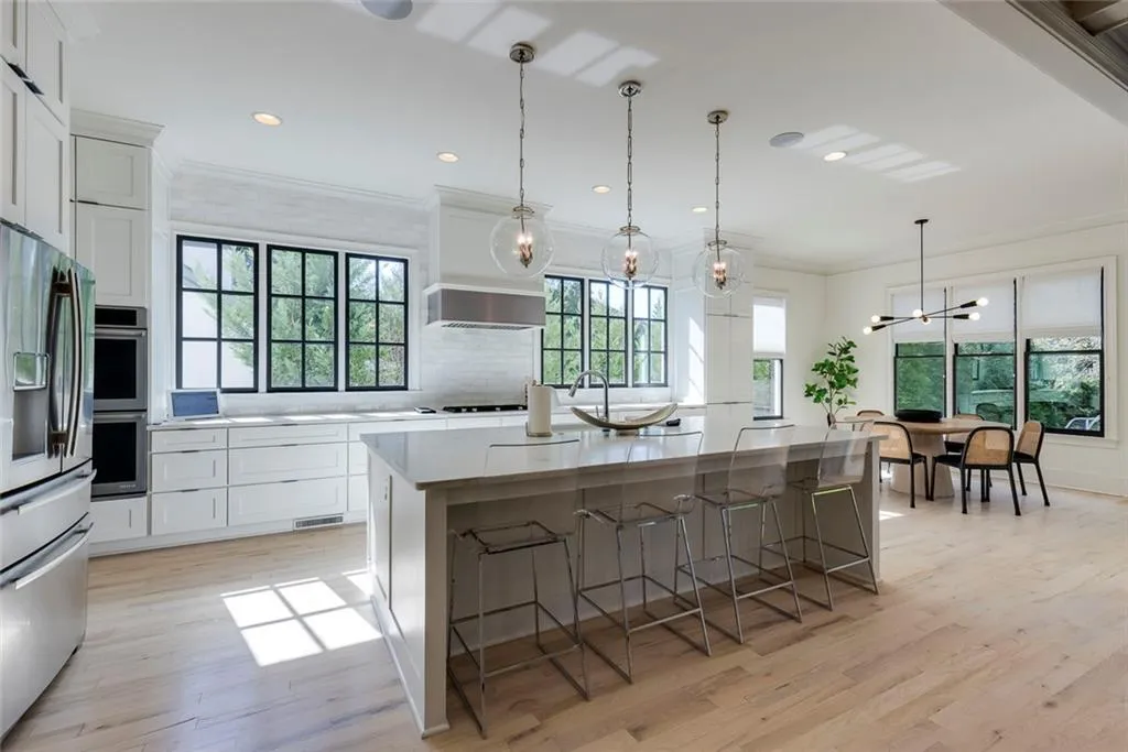 2596 Green Meadows Lane Ne, Brookhaven, Georgia 30319, 5 Bedrooms Bedrooms, ,5 BathroomsBathrooms,Residential,For Sale,2596 Green Meadows Lane Ne,7675938