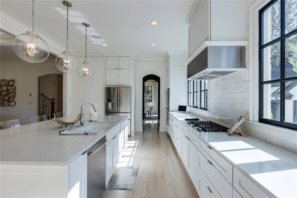 2596 Green Meadows Lane Ne, Brookhaven, Georgia 30319, 5 Bedrooms Bedrooms, ,5 BathroomsBathrooms,Residential,For Sale,2596 Green Meadows Lane Ne,7675938