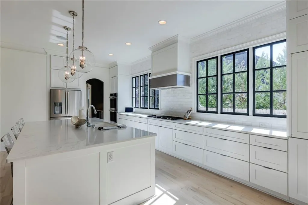 2596 Green Meadows Lane Ne, Brookhaven, Georgia 30319, 5 Bedrooms Bedrooms, ,5 BathroomsBathrooms,Residential,For Sale,2596 Green Meadows Lane Ne,7675938