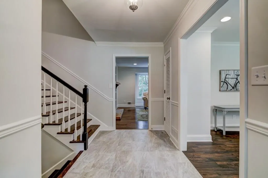 535 Tanacrest Circle, Sandy Springs, Georgia 30328, 4 Bedrooms Bedrooms, ,3 BathroomsBathrooms,Residential,Sold,535 Tanacrest Circle,6080465