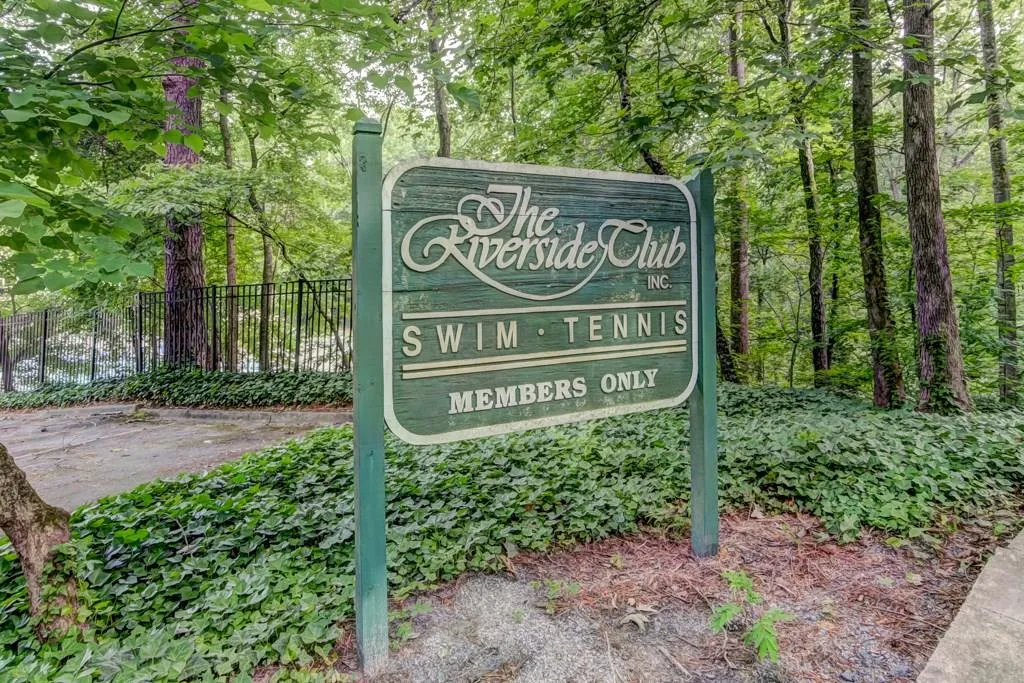 535 Tanacrest Circle, Sandy Springs, Georgia 30328, 4 Bedrooms Bedrooms, ,3 BathroomsBathrooms,Residential,Sold,535 Tanacrest Circle,6080465