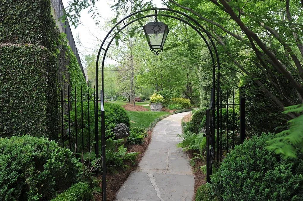 2288 Peachtree Road Nw Unit 6, Atlanta, Georgia 30305, 4 Bedrooms Bedrooms, ,5 BathroomsBathrooms,Residential,For Sale,2288 Peachtree Road Nw Unit 6,7475693
