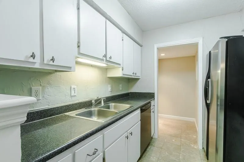 7008 Wingate Way, Sandy Springs, Georgia 30350, 2 Bedrooms Bedrooms, ,2 BathroomsBathrooms,Residential,Sold,7008 Wingate Way,5777422