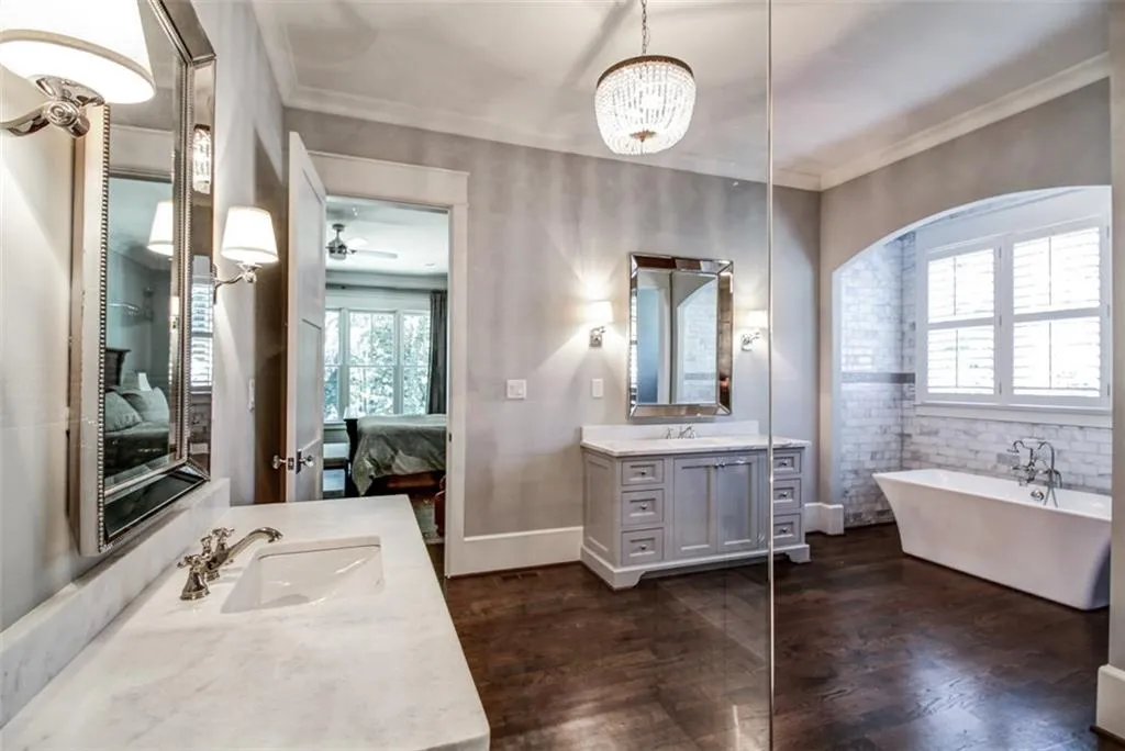 4535 Lake Forrest Drive, Atlanta, Georgia 30342, 7 Bedrooms Bedrooms, ,8 BathroomsBathrooms,Residential,Sold,4535 Lake Forrest Drive,5703154
