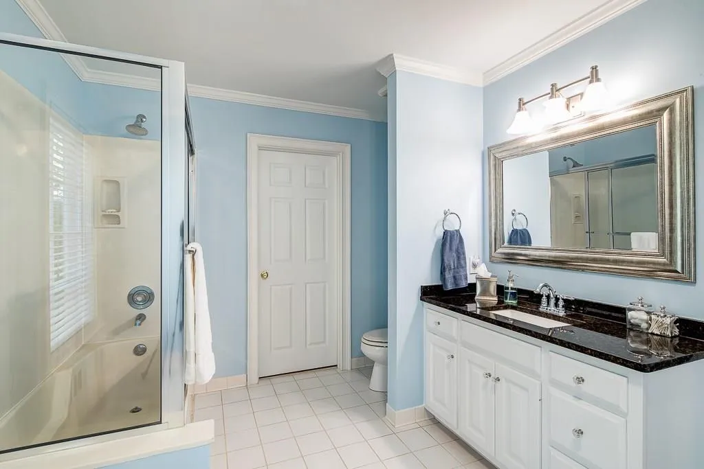 8345 Jett Ferry Road, Sandy Springs, Georgia 30350, 6 Bedrooms Bedrooms, ,5 BathroomsBathrooms,Residential,Sold,8345 Jett Ferry Road,5771702