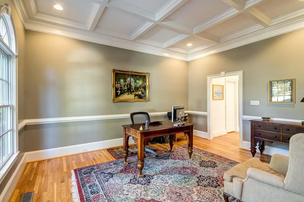 8345 Jett Ferry Road, Sandy Springs, Georgia 30350, 6 Bedrooms Bedrooms, ,5 BathroomsBathrooms,Residential,Sold,8345 Jett Ferry Road,5771702