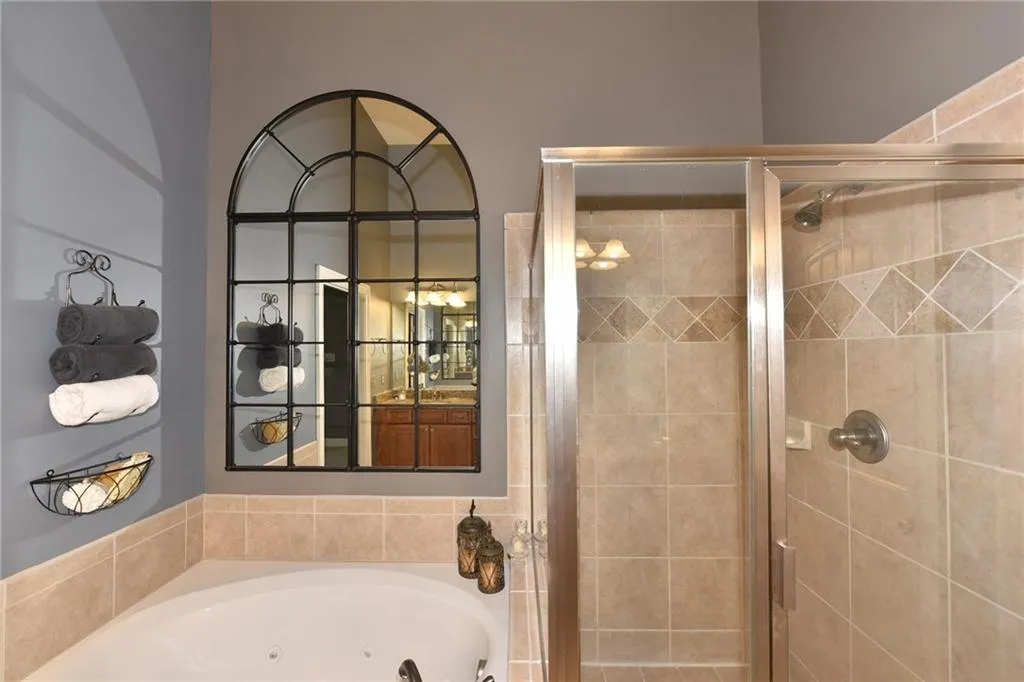 950 Telfair Close Unit 950, Atlanta, Georgia 30350, 3 Bedrooms Bedrooms, ,3 BathroomsBathrooms,Residential,Sold,950 Telfair Close Unit 950,5809577