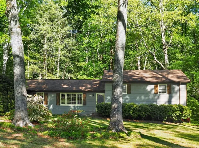 1912 King Arthurs Court, Marietta, Georgia 30062