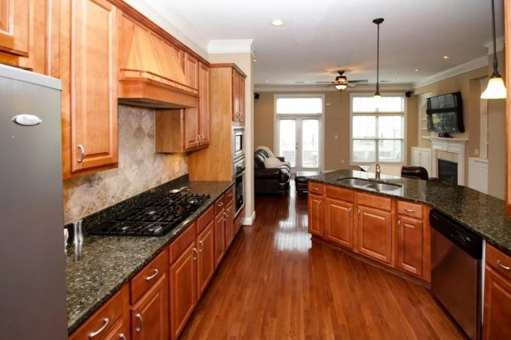 934 Telfair Close, Sandy Springs, Georgia 30350, 3 Bedrooms Bedrooms, ,3 BathroomsBathrooms,Residential,Sold,934 Telfair Close,5835400