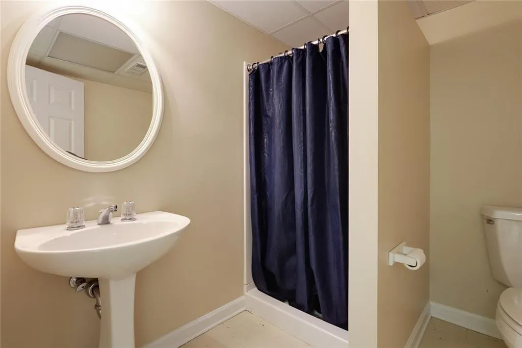 561 Dalrymple Road, Sandy Springs, Georgia 30328, 6 Bedrooms Bedrooms, ,4 BathroomsBathrooms,Residential,Sold,561 Dalrymple Road,5776742