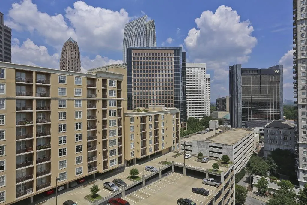 1101 Juniper Street Unit 1208, Atlanta, Georgia 30309, 1 Bedroom Bedrooms, ,1 BathroomBathrooms,Residential,Sold,1101 Juniper Street Unit 1208,5596101