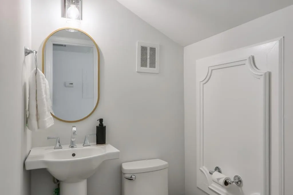 5400 Roswell Road Unit J6, Sandy Springs, Georgia 30342, 3 Bedrooms Bedrooms, ,2 BathroomsBathrooms,Residential,Sold,5400 Roswell Road Unit J6,7407795