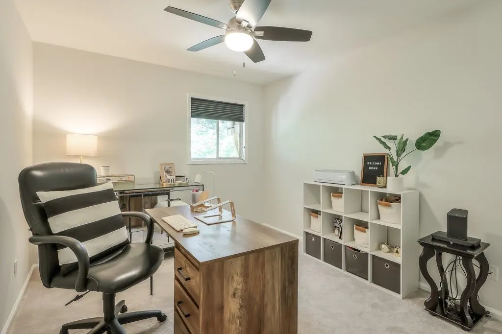 5400 Roswell Road Unit J6, Sandy Springs, Georgia 30342, 3 Bedrooms Bedrooms, ,2 BathroomsBathrooms,Residential,Sold,5400 Roswell Road Unit J6,7407795
