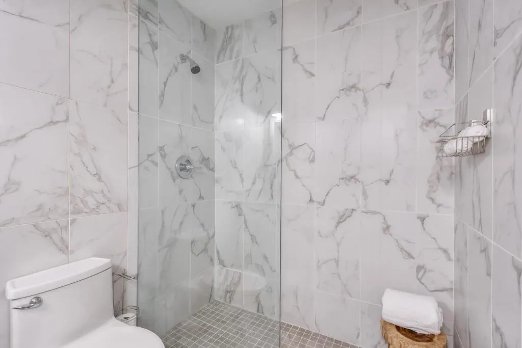 5400 Roswell Road Unit J6, Sandy Springs, Georgia 30342, 3 Bedrooms Bedrooms, ,2 BathroomsBathrooms,Residential,Sold,5400 Roswell Road Unit J6,7407795