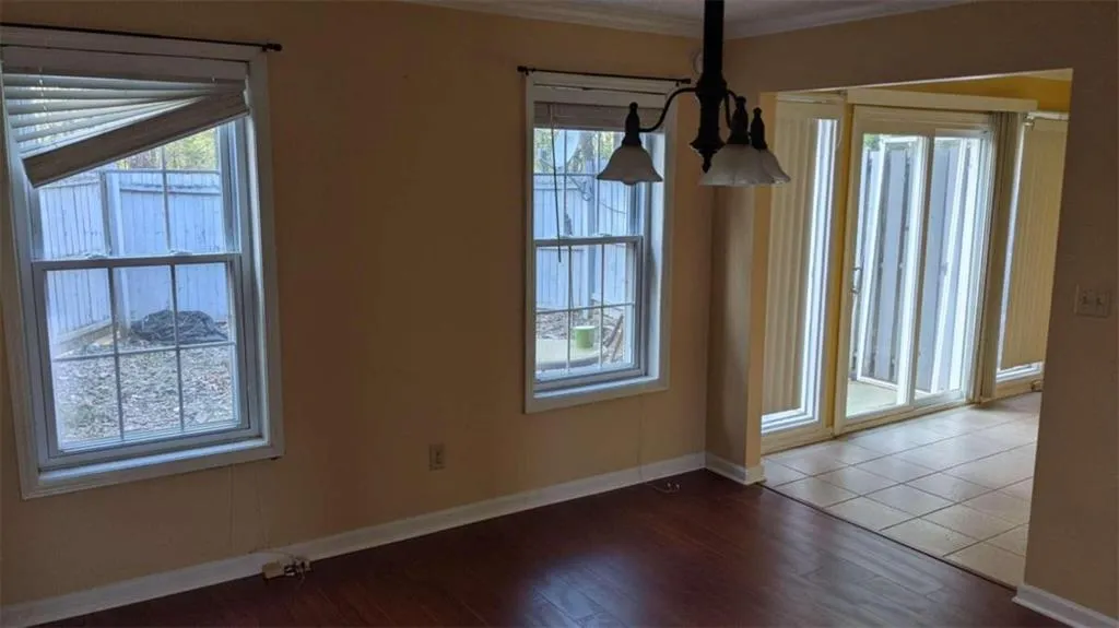 7750 Roswell Road Unit 9a, Sandy Springs, Georgia 30350, 3 Bedrooms Bedrooms, ,2 BathroomsBathrooms,Residential,Sold,7750 Roswell Road Unit 9a,6866508