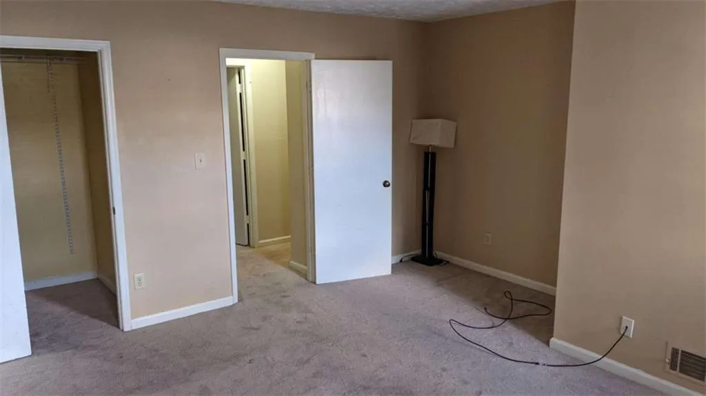 7750 Roswell Road Unit 9a, Sandy Springs, Georgia 30350, 3 Bedrooms Bedrooms, ,2 BathroomsBathrooms,Residential,Sold,7750 Roswell Road Unit 9a,6866508