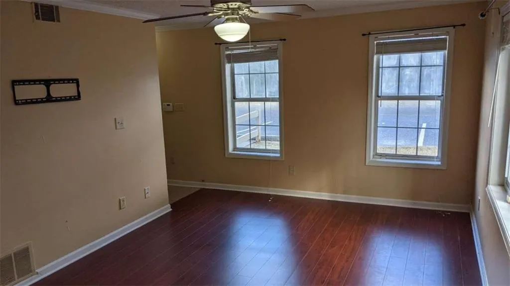 7750 Roswell Road Unit 9a, Sandy Springs, Georgia 30350, 3 Bedrooms Bedrooms, ,2 BathroomsBathrooms,Residential,Sold,7750 Roswell Road Unit 9a,6866508