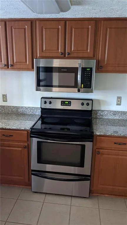 7750 Roswell Road Unit 9a, Sandy Springs, Georgia 30350, 3 Bedrooms Bedrooms, ,2 BathroomsBathrooms,Residential,Sold,7750 Roswell Road Unit 9a,6866508