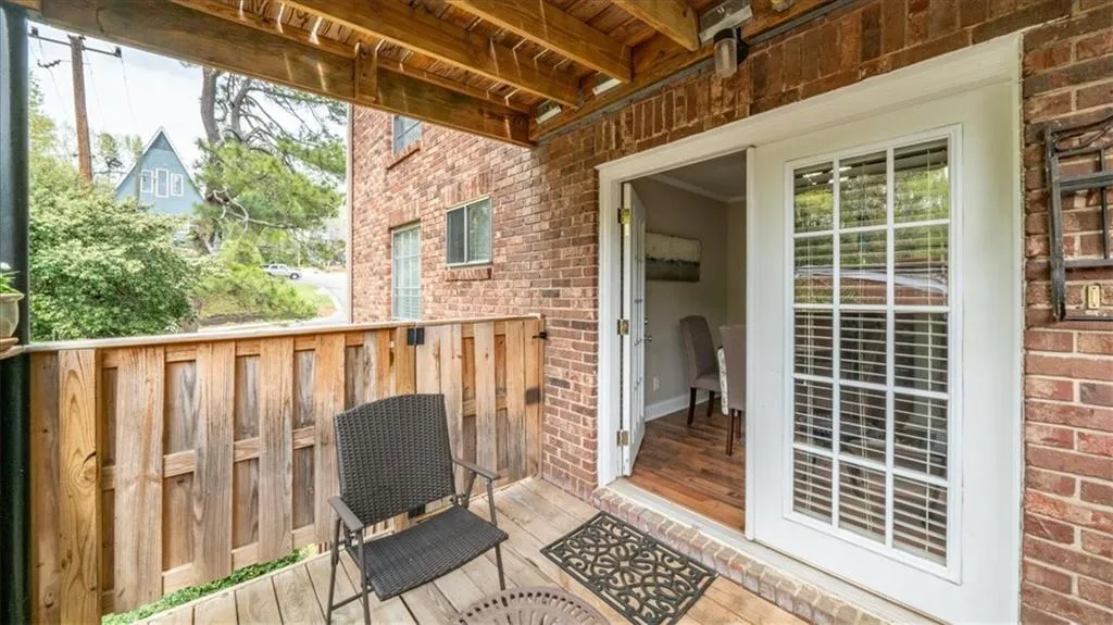 5663 Kingsport Drive Unit 6, Atlanta, Georgia 30342, 2 Bedrooms Bedrooms, ,1 BathroomBathrooms,Residential,Sold,5663 Kingsport Drive Unit 6,7362961 5663 Kingsport Drive Unit 6, Atlanta, Georgia 30342, 2 Bedrooms Bedrooms, ,1 BathroomBathrooms,Residential,Sold,5663 Kingsport Drive Unit 6,7362961