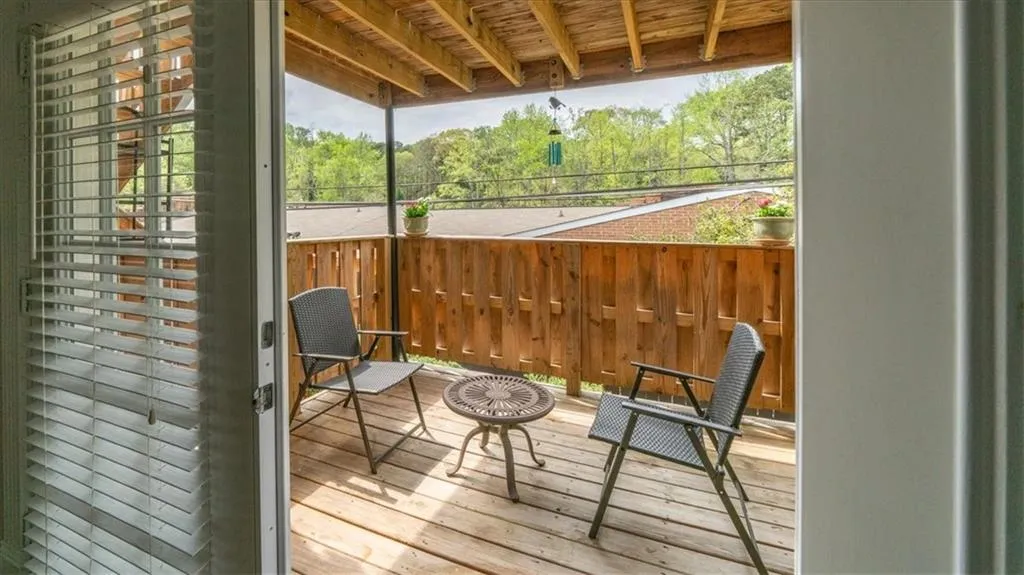 5663 Kingsport Drive Unit 6, Atlanta, Georgia 30342, 2 Bedrooms Bedrooms, ,1 BathroomBathrooms,Residential,Sold,5663 Kingsport Drive Unit 6,7362961 5663 Kingsport Drive Unit 6, Atlanta, Georgia 30342, 2 Bedrooms Bedrooms, ,1 BathroomBathrooms,Residential,Sold,5663 Kingsport Drive Unit 6,7362961